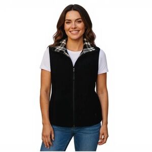 Croft&Barrow Women's REVERSIBLE vest XXL. NWT. B&Wplaid and solid black.